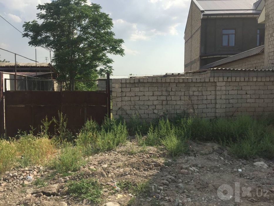 4 соток участка земли на первой линии в Тузеле.