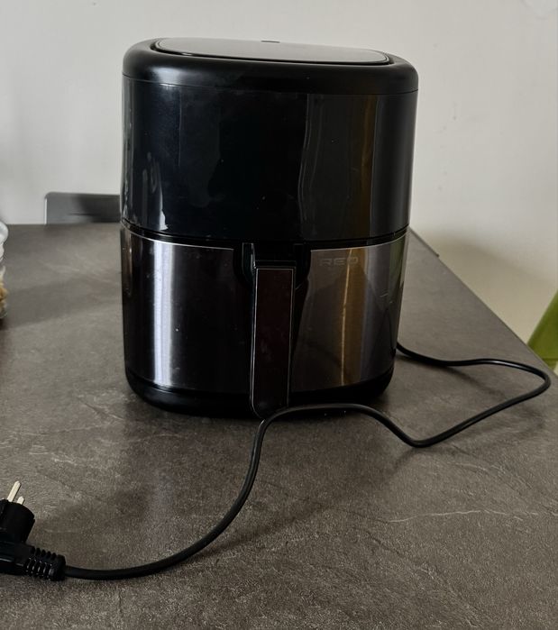 Продам аэрогриль RED solution