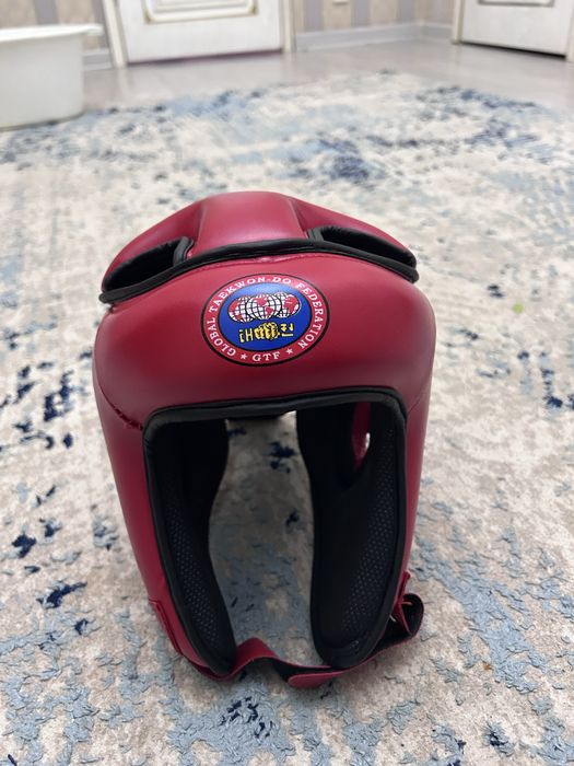 Шлем для тхэквондо GTF