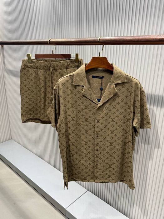 Мъжки къси екипи