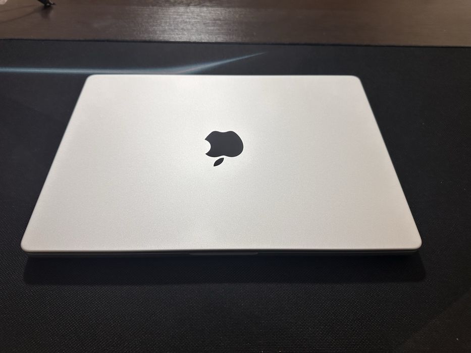 Macbook m3 pro 14 8/512