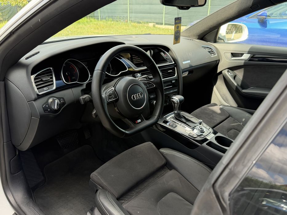 Audi a5 s-line /2.0 Tdi 177cp/ Quattro/ Trapă/ Automat/