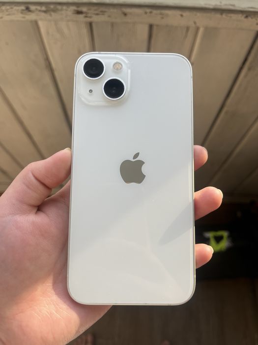 Айфон 13 256гб отличный