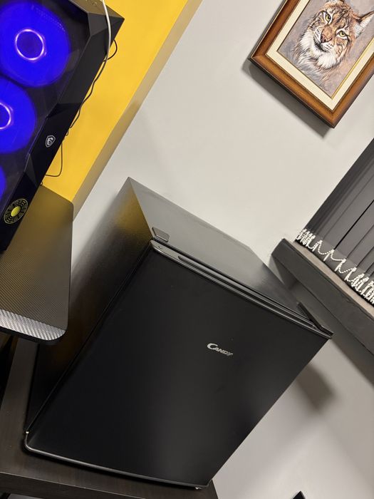 Хладилник минибар черен