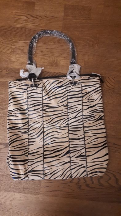 Продам разные сумки, сумочки, клатчи, косметички