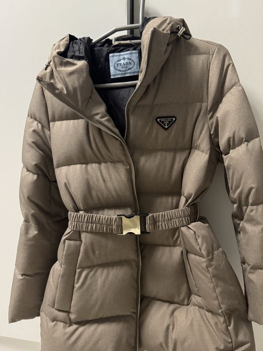 Продам куртку от Prada