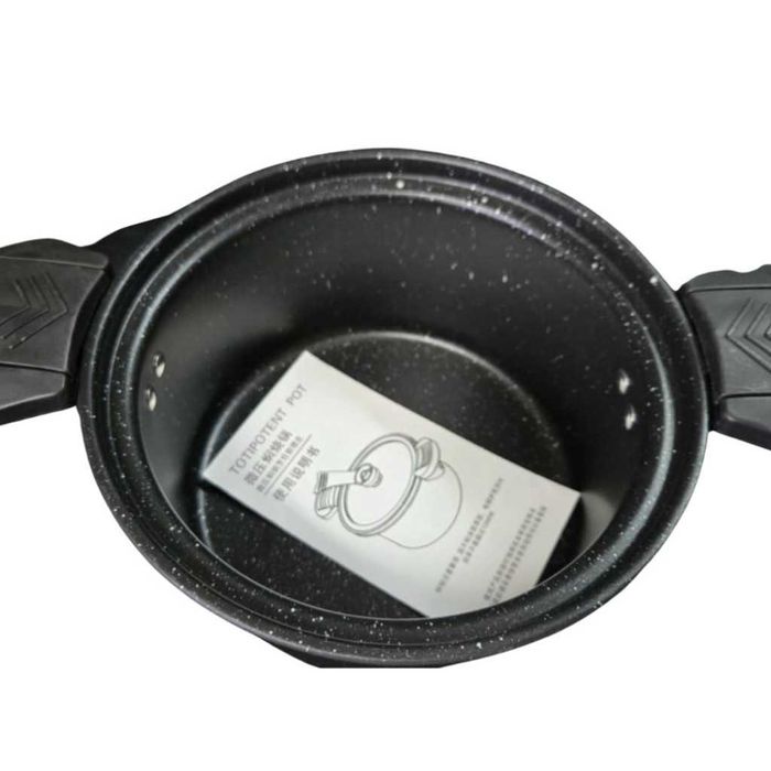 Херметическа тенджера със заключващ капак и незалепващо покритие