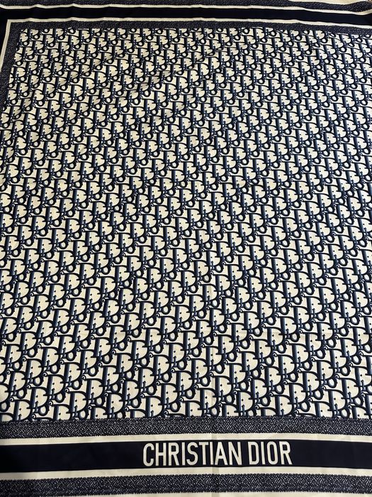 Теплый платок шаль