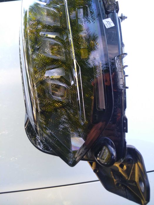 Ляв фар Пежо 208 2 генерация 2024