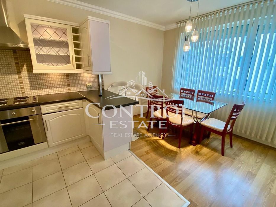 Продава се Тристаен апартамент в Велико Търново, Колю Фичето - 106 кв.м за 2038 €/кв.м - Снимка #2