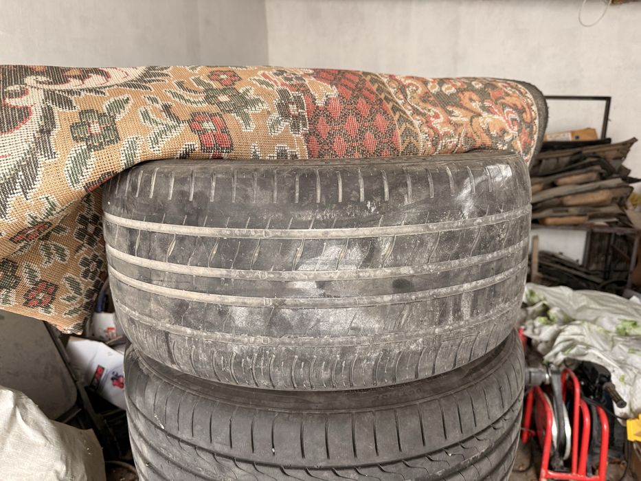 Продается шины R17 R21