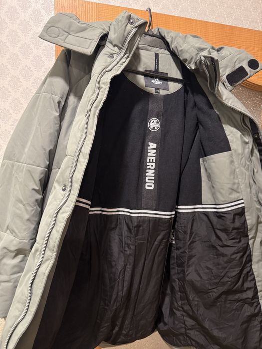 Продам зимнюю куртку для мальчика