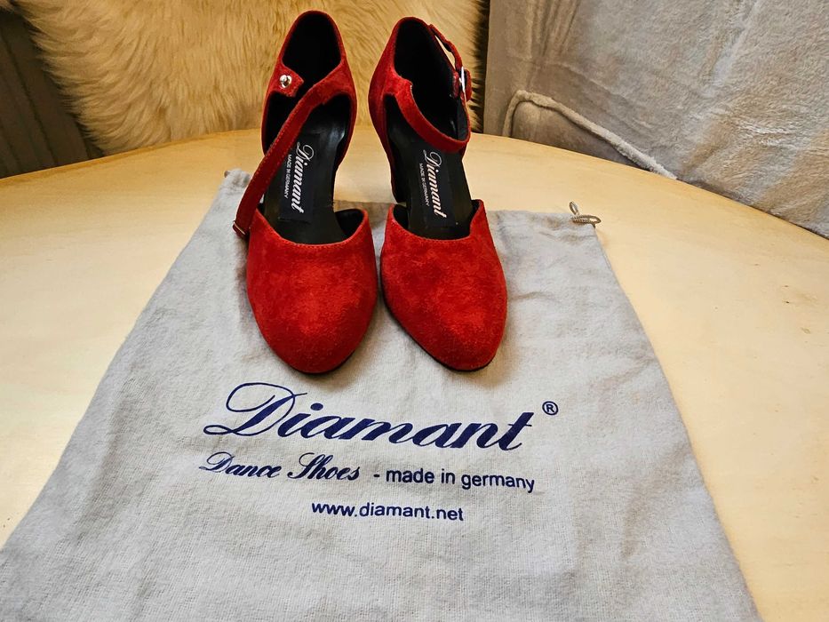 Pantofi de dans Tango Diamant 0.51 marimea 35 culoare rosu