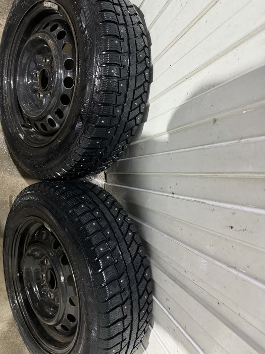 Продам диски с зимней резиной