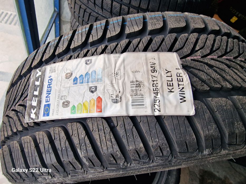 225 45 17 Kelly(By Good year) Made in Germany and France