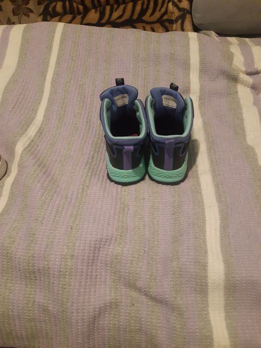 Ghete SKECHERS pt.fete