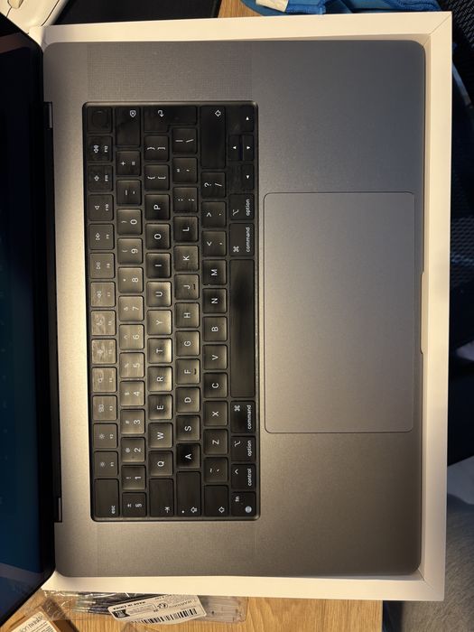 Apple MacBook pro 16’ M1 Pro 16 GB