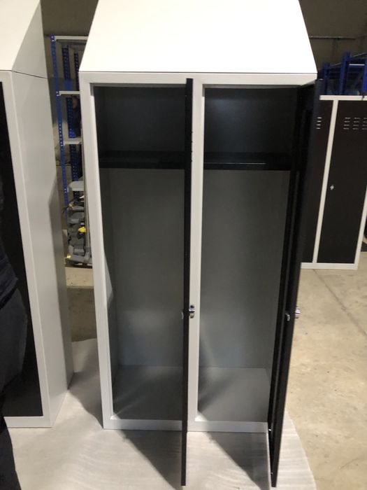 Металлический шкафы для раздевалок