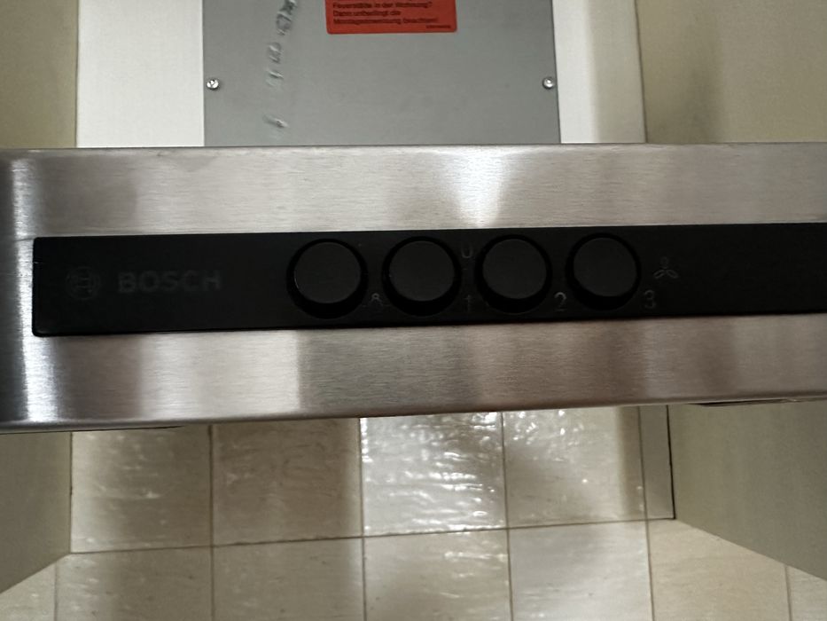 Продам вытяжку электрическая