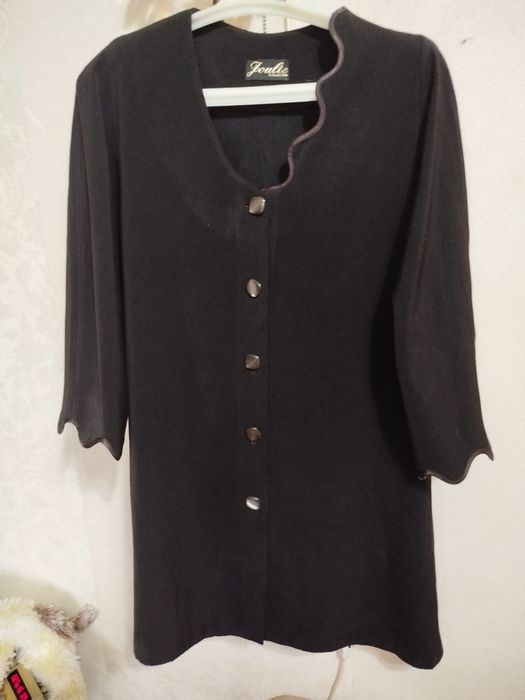 Женская  одежда.