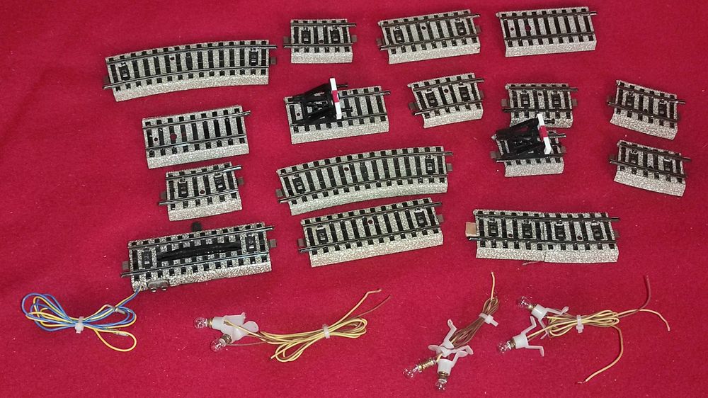 linii sine trenulet MARKLIN scara ho/ 16.5 mm pt. trenulet electric