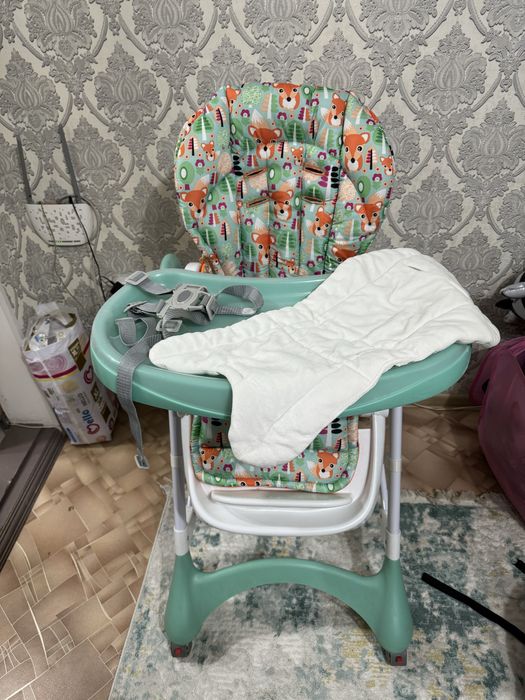 Продам стульчик для кормления Skillmax