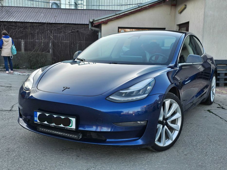 Tesla Model 3 2019 Long Range Dual Motor 169000Km