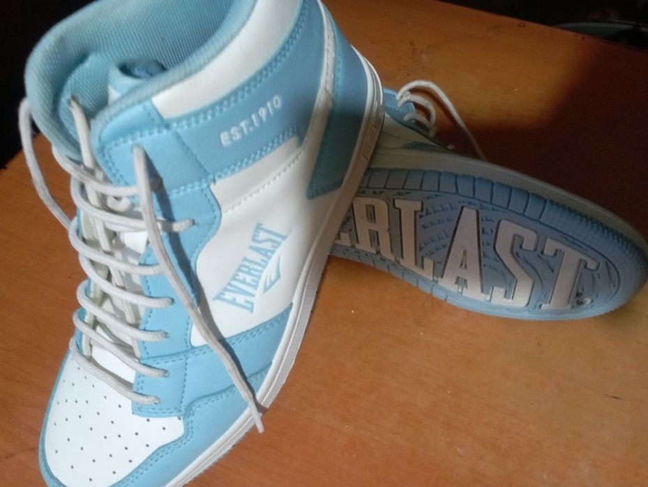 Adidași gheată originali Everlast noi
