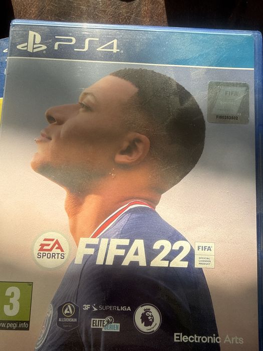 Ps4 PRO 1 TB de vanzare