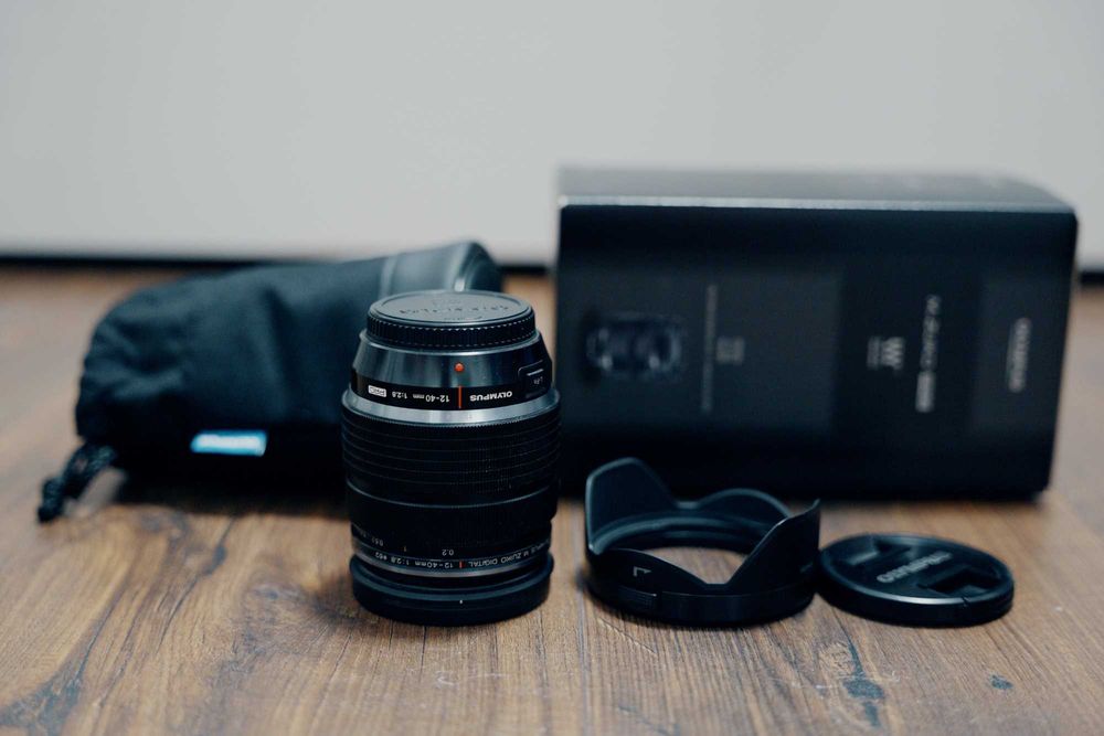 Vând Kit Video Panasonic GH5S + 4 Obiective – Stare Foarte Bună