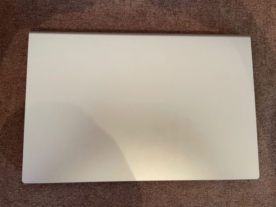 Продам срочно Asus VivoBook