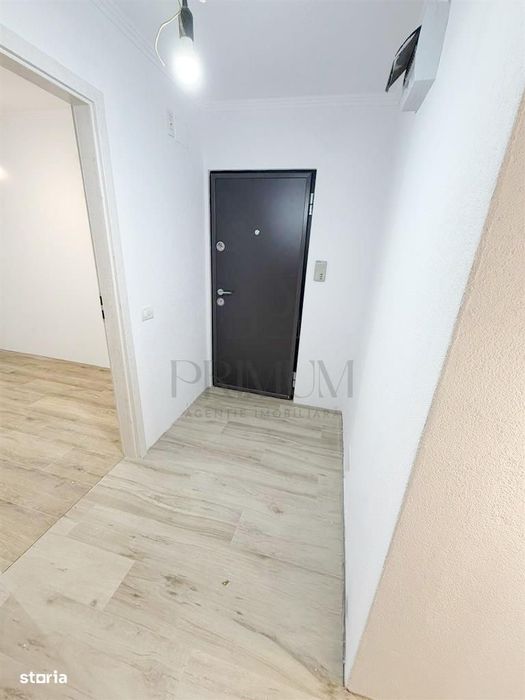Dambovita - Etaj 1 Renovat - 3 Camere - 2 Bai - 2 Balcoane - Incalzire