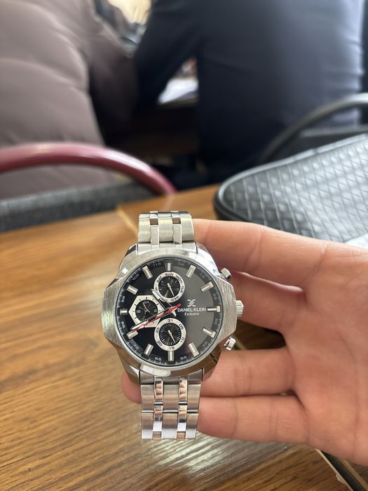 Часы Daniel klein