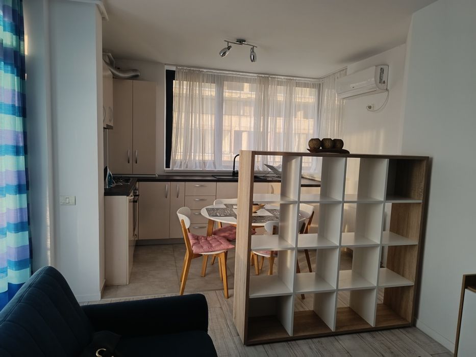 Închiriez apartament cu 2 camere — fotografia 1