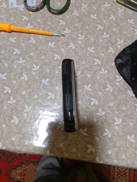 Nokia 6233 Retro telefon ishlashi yaxshi imeika oʻtgan
