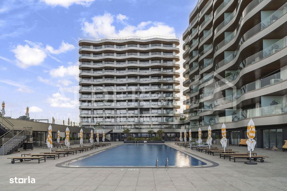 First Mamaia, Crowne Plaza, 3 Camere, Mobilat!