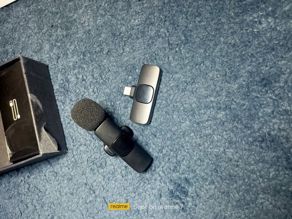 Безжичен микрофон тип брошка iPhone