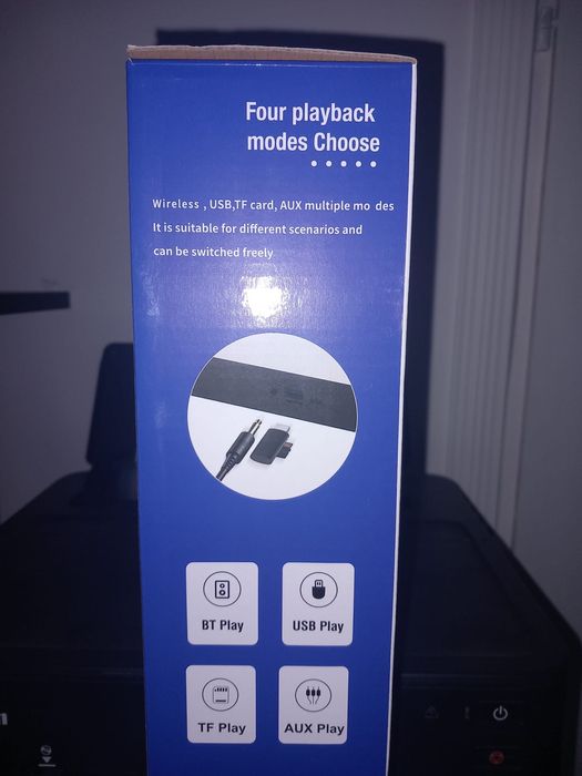 Ceas digital cu radio si incarcator wireless