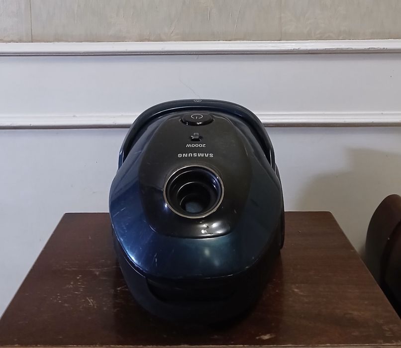 Пылесос Samsung SC20M2540JN