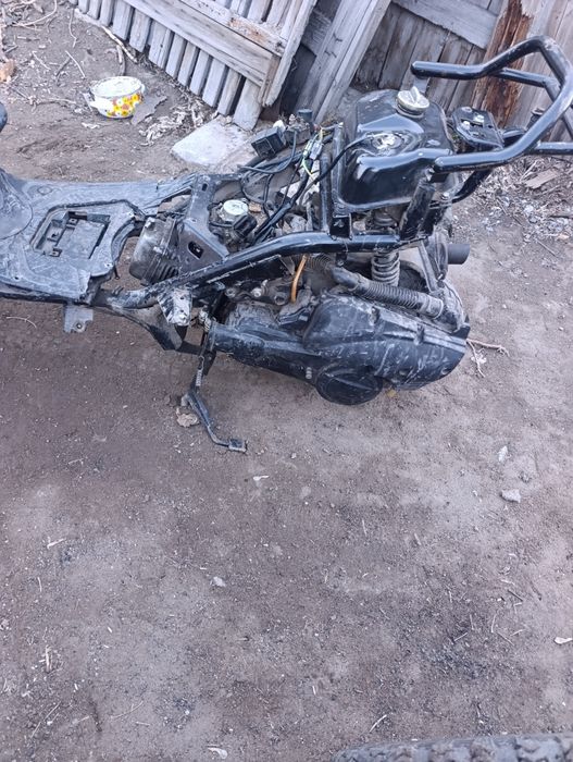 Запчасти скутеров итд