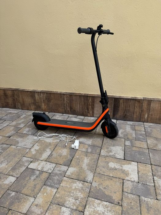 Trotinetă electrică Segway Ninebot eKickScooter C2 E