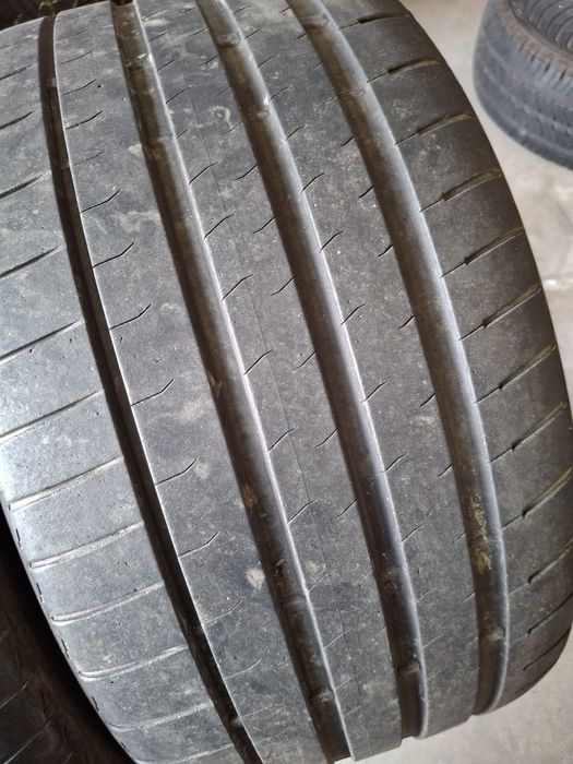 2 Anvelope de vara  265 30 r20 Bridgestone