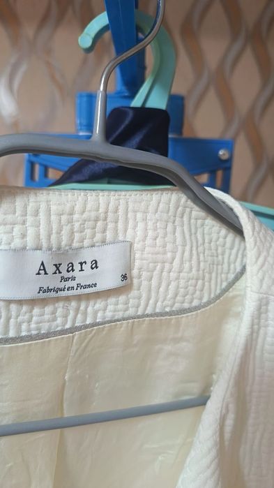 Пиджак продается
