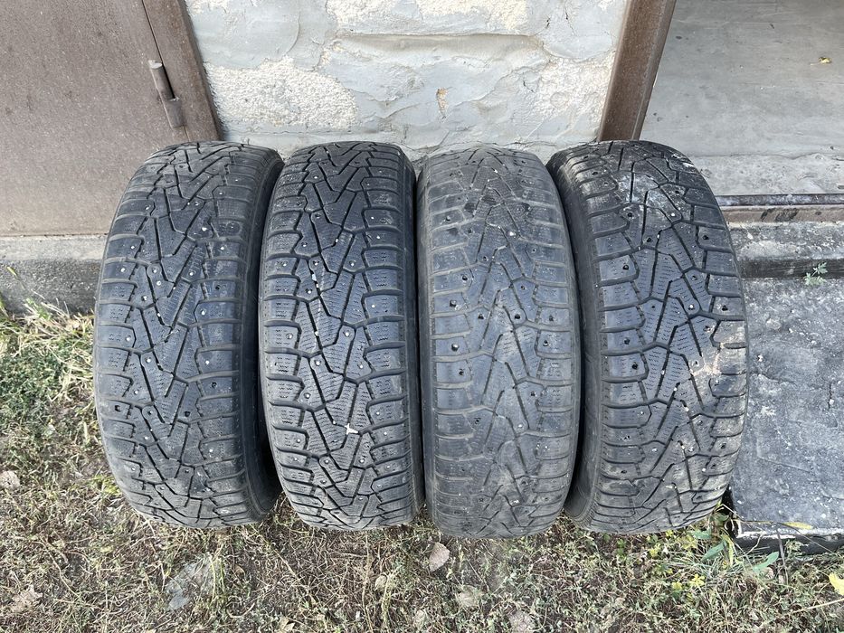 Продам шины размер r15 зима комплект