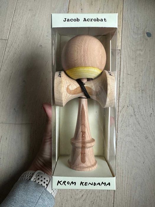Krom Kendama Signature Mod – Jacob Acrobat antiskid originala