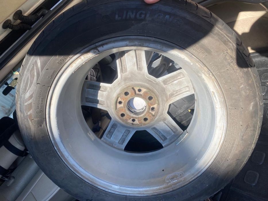 Продам диски с шинами