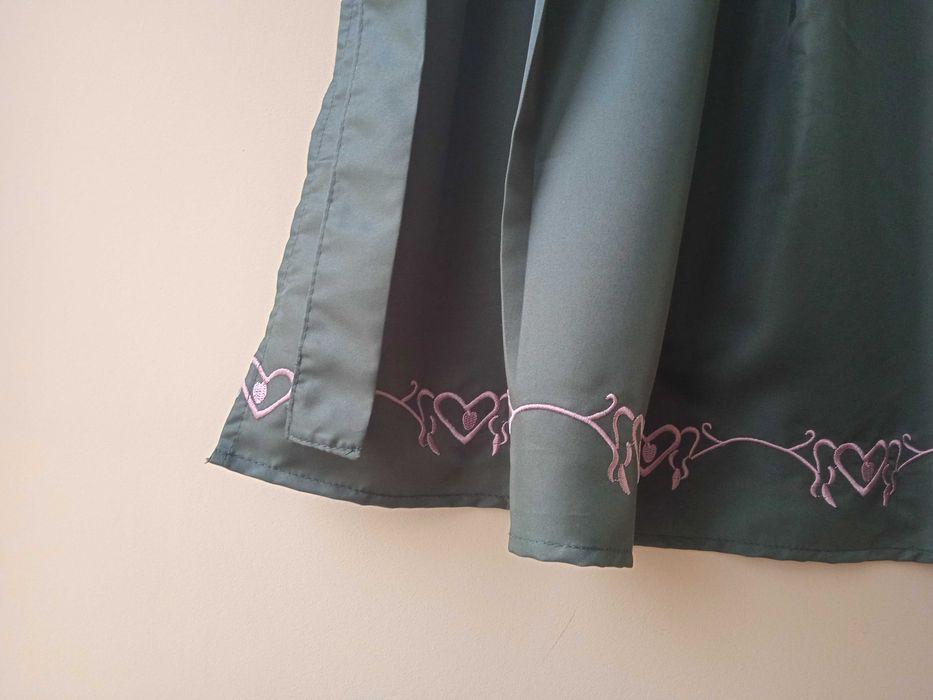 Луксозна дамска престилка (за готвене) - НОВА!