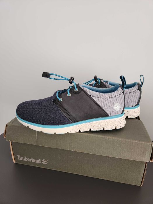 Кроссовки детские на мальчика