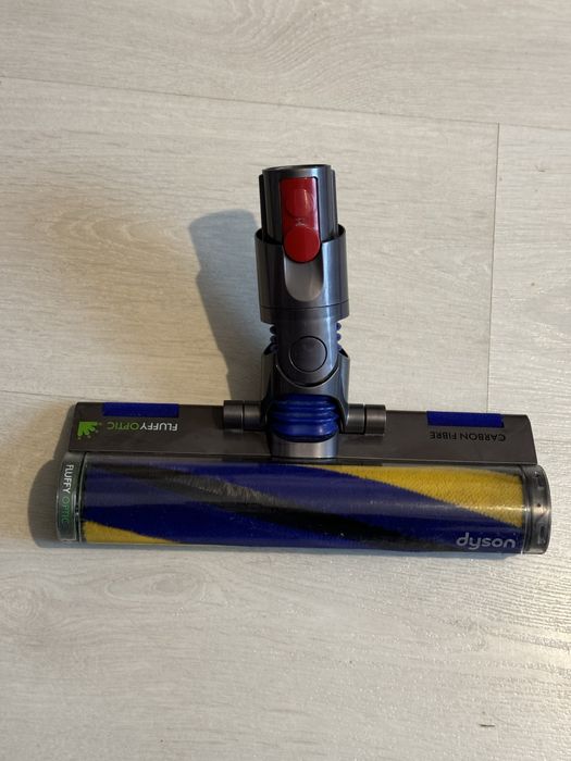 Perie Dyson V12 motorizata laser flufly