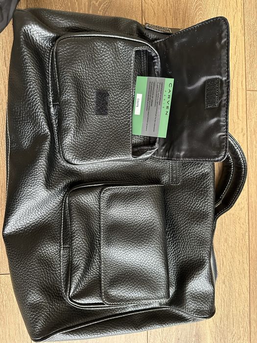 Кожена чанта carven paris